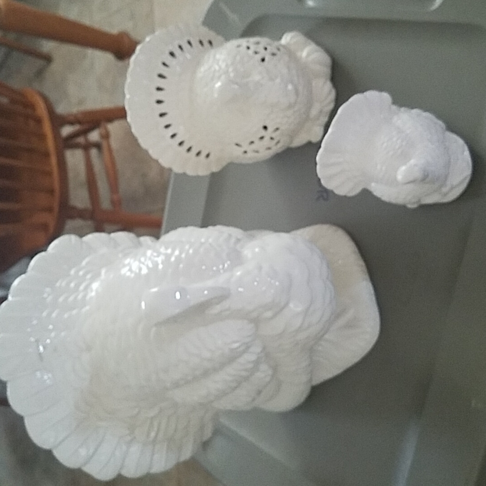 Ceramic turkeys. Not all a set from the start but pieced together as a set.